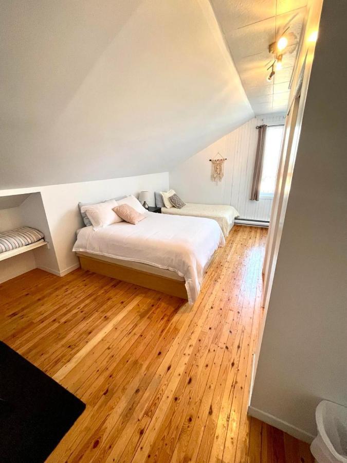 Les Appartements Du Vieil Edifice Metabetchouan Eksteriør bilde